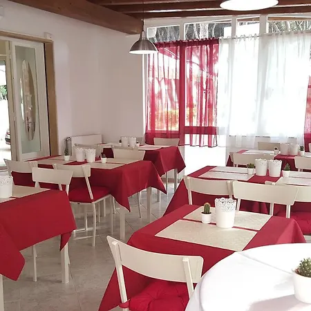 La Di Gioele Hotel