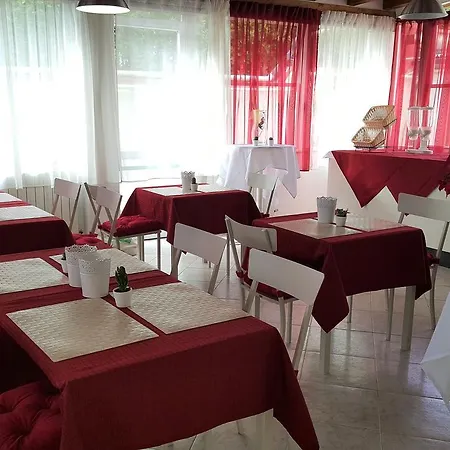 La Di Gioele Hotel